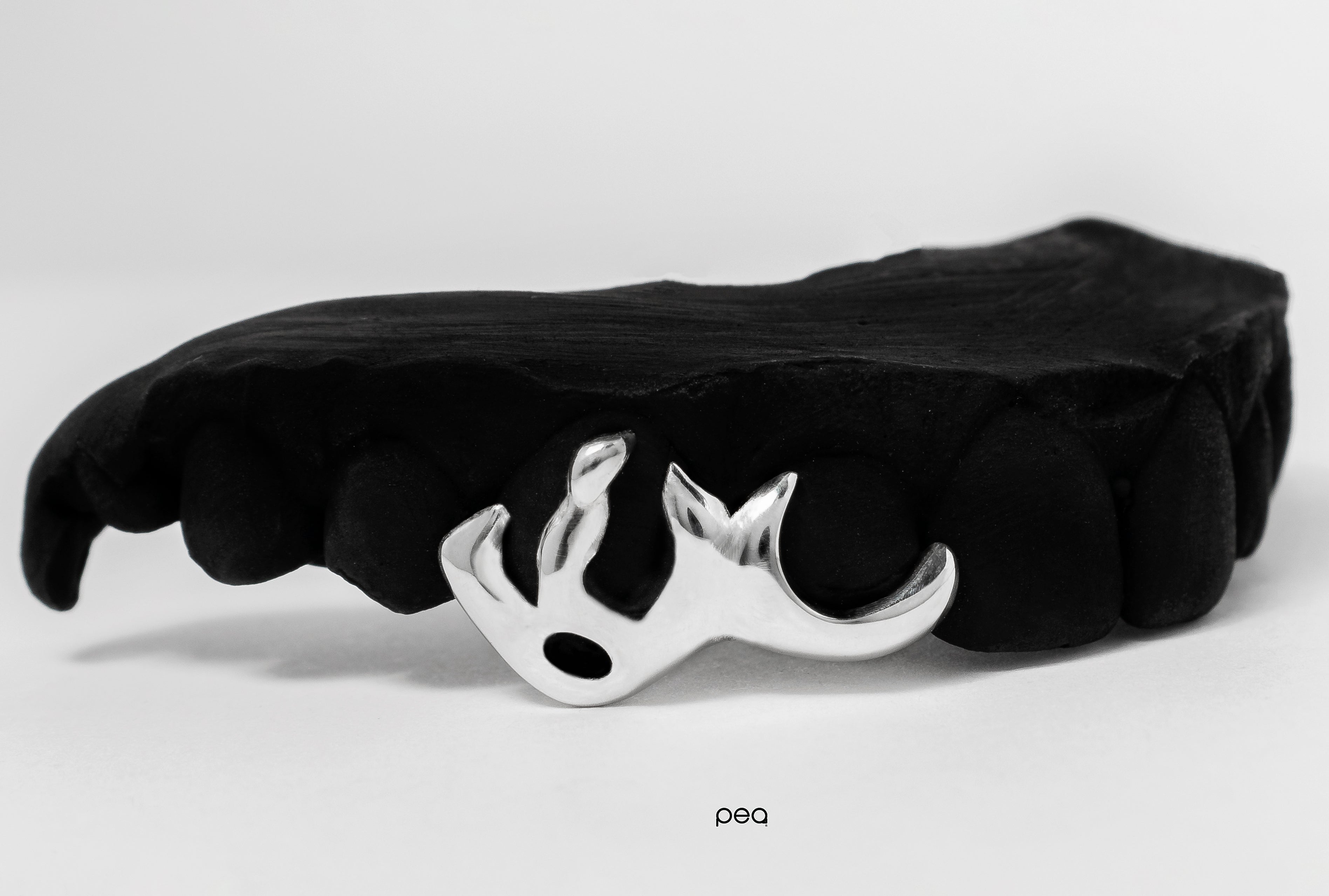 2 Teeth