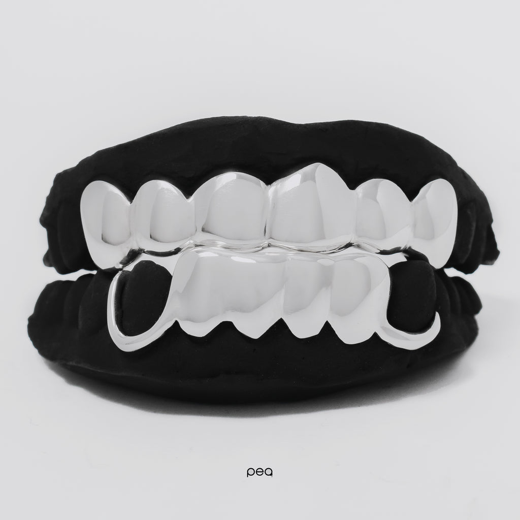 12 Teeth (6 top + 6 bottom)